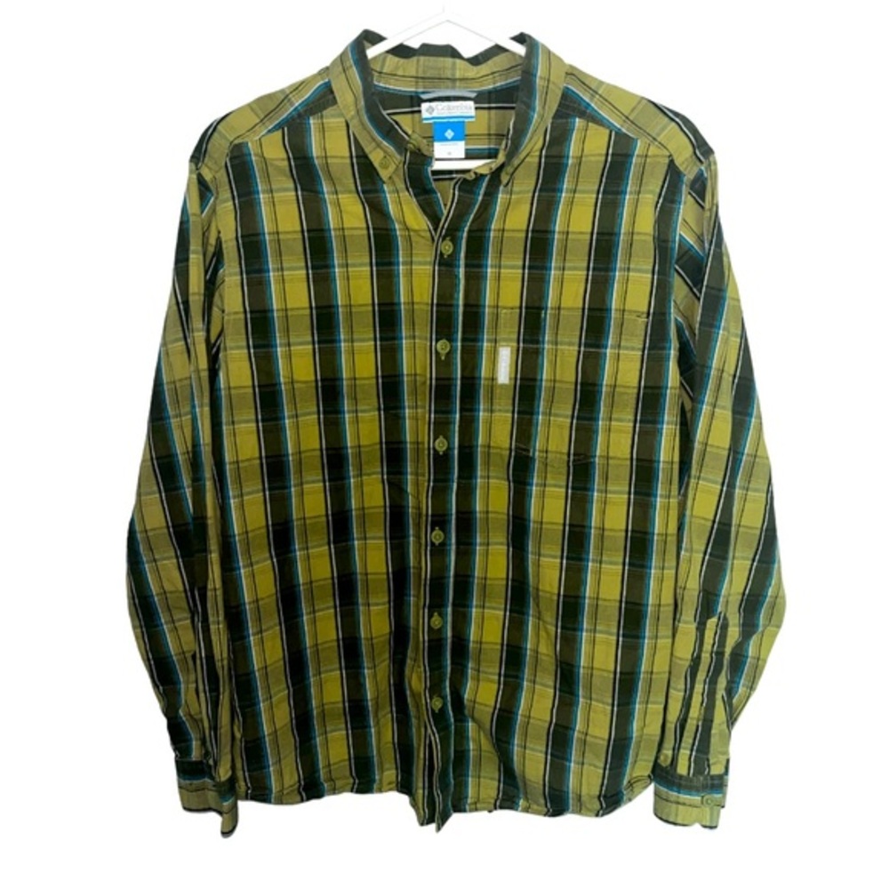 Columbia Lightweight Button Down Plaid Shirt Size Medium